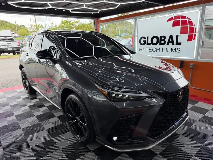 Tinte ceramica en Lexus NX F Sport negro en Barceloneta