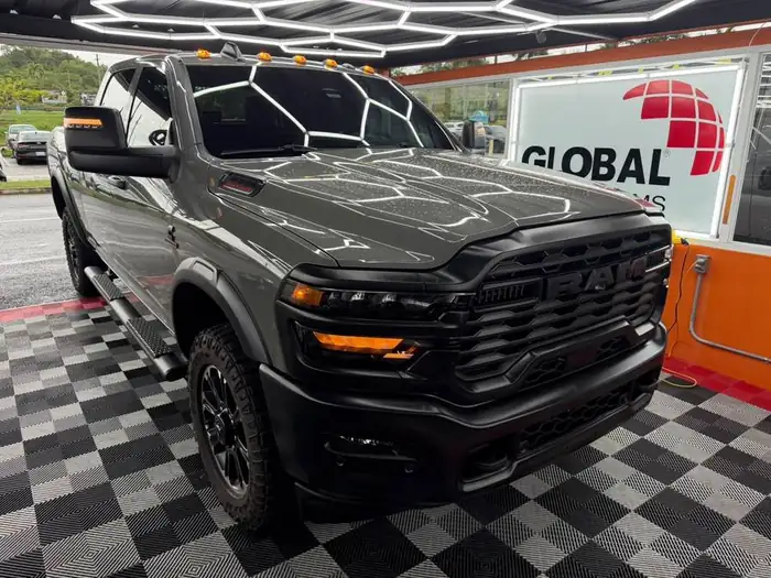 Instalación de tinte en RAM 2500 Heavy Duty en Puerto Rico